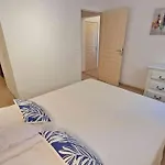 Apartment Soleil Topaze - 68 M2 - Terrasse - Jardinet - Transats - Vue Panoramique Sur Toute La Baie Porticcio (Corsica)