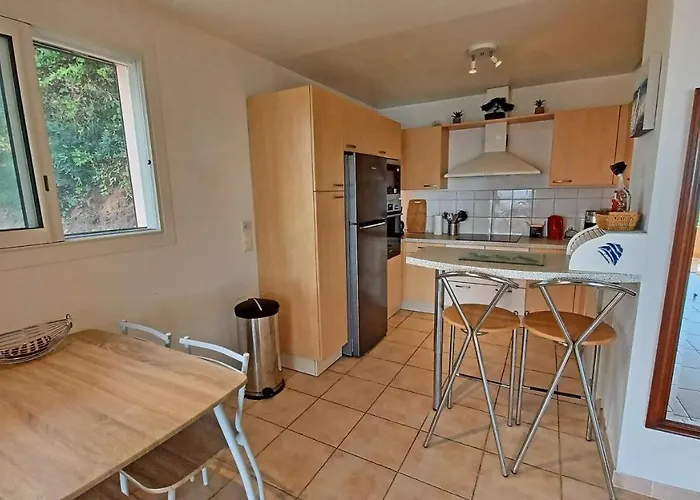 Soleil Topaze - 68 M2 - Terrasse - Jardinet - Transats - Vue Panoramique Sur Toute La Baie Daire Porticcio (Corsica)