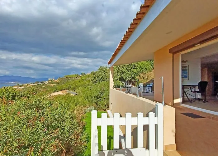 Soleil Topaze - 68 M2 - Terrasse - Jardinet - Transats - Vue Panoramique Sur Toute La Baie Daire Porticcio (Corsica)