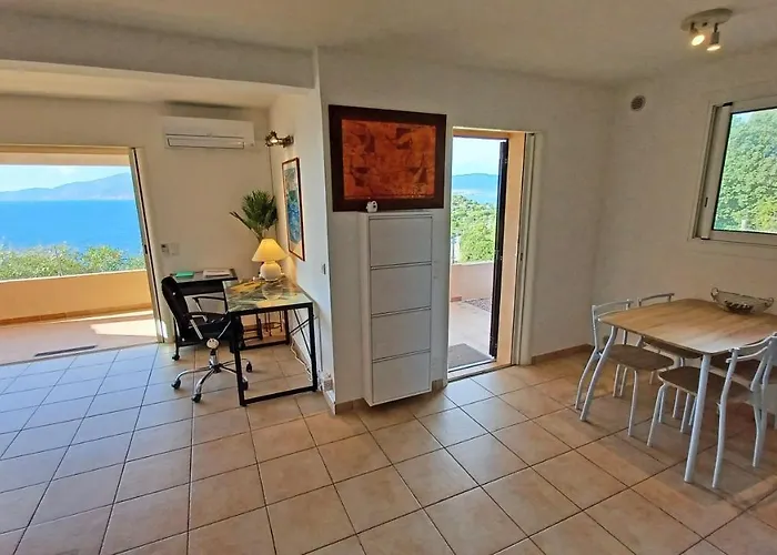 Soleil Topaze - 68 M2 - Terrasse - Jardinet - Transats - Vue Panoramique Sur Toute La Baie * Porticcio (Corsica)